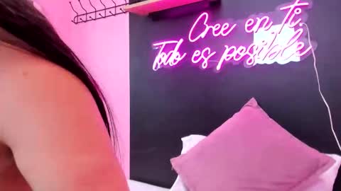   online show from November 30, 2025, 1:37 pm