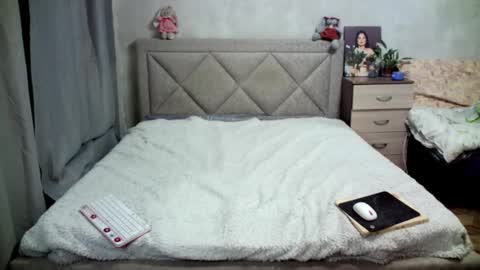 Julietkitty online show from February 3, 2025, 9:08 am