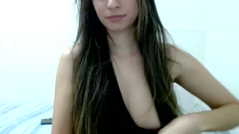julietolentino_silva online show from September 25, 2025, 1:31 am