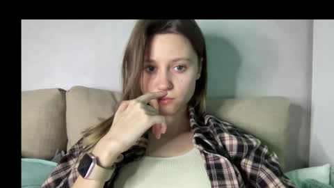julietsensation online show from January 24, 2025, 6:25 pm