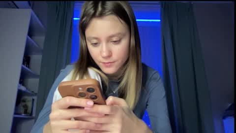 julietsensation online show from February 1, 2025, 7:13 pm