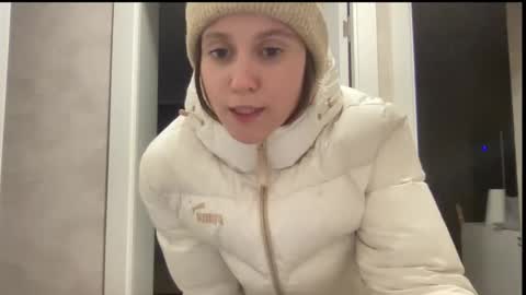 julietsensation online show from February 12, 2025, 8:40 pm