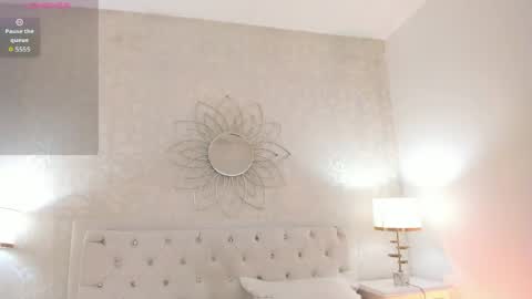 Snapshot of julietta___ chatting on June 5, 2026, 12:00 pm julietta online show from June 5, 2026, 12:00 pm