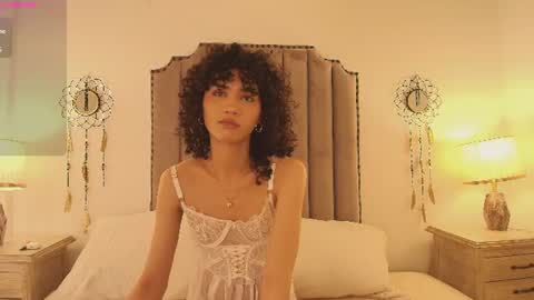 Snapshot of julietta___ chatting on June 12, 2026, 12:59 pm julietta online show from June 12, 2026, 12:59 pm