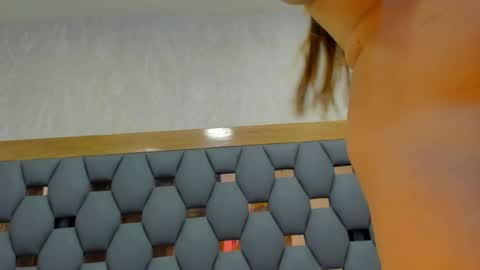 juliette_pretty_ online show from May 5, 2026, 7:11 pm