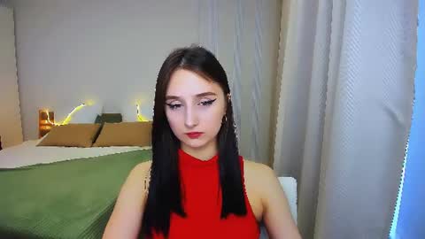 juliettemonli online show from June 12, 2026, 12:04 pm