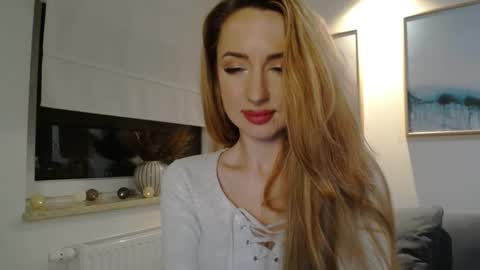 Snapshot of juliettesensual chatting on March 11, 2025, 11:15 pm JulietteSensual online show from March 11, 2025, 11:15 pm