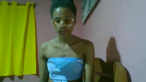 juliexexy online show from December 20, 2024, 10:11 pm