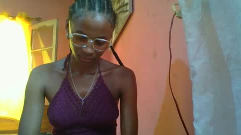 juliexexy online show from January 10, 2025, 5:15 am
