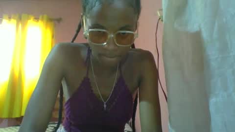 juliexexy online show from January 10, 2025, 8:18 am
