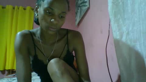 juliexexy online show from January 13, 2025, 6:59 pm