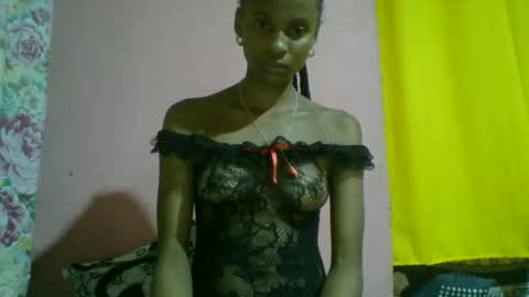 juliexexy online show from January 15, 2025, 6:19 pm