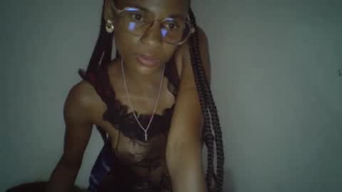 juliexexy online show from February 4, 2025, 3:36 pm