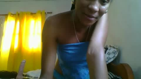 juliexexy online show from February 23, 2025, 11:33 am