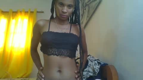 juliexexy online show from February 27, 2025, 8:06 am