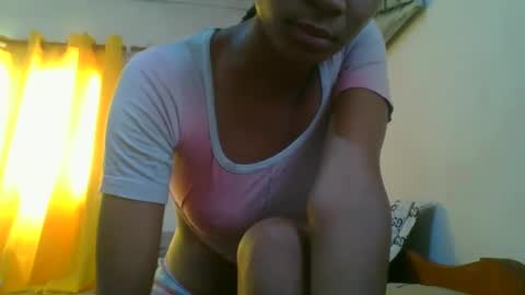 juliexexy online show from March 1, 2025, 7:08 am