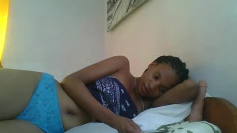 juliexexy online show from March 12, 2025, 8:41 am