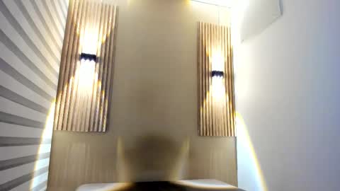 JULI online show from December 16, 2025, 12:10 pm