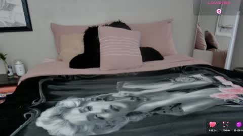 Juli Monroe online show from December 30, 2024, 2:42 am