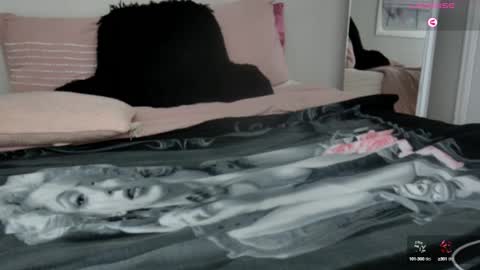 Juli Monroe online show from January 2, 2025, 5:14 am