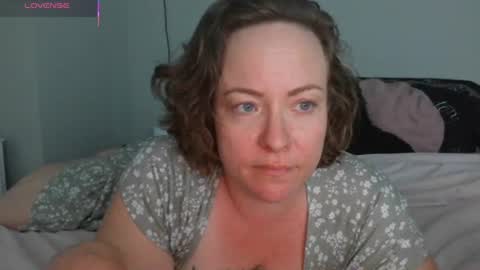 Snapshot of julimonroe chatting on June 9, 2026, 3:29 am Juli Monroe online show from June 9, 2026, 3:29 am