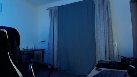 JULiUS   online show from December 22, 2024, 2:39 am