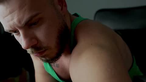 JULiUS   online show from September 27, 2025, 7:52 pm