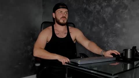 JULiUS   online show from November 1, 2025, 10:12 pm