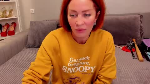 Snapshot of jullia_moor chatting on February 27, 2026, 12:43 am jullia_moor online show from February 27, 2026, 12:43 am