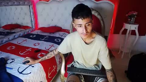 jullian_ricci_ online show from February 12, 2026, 12:16 am