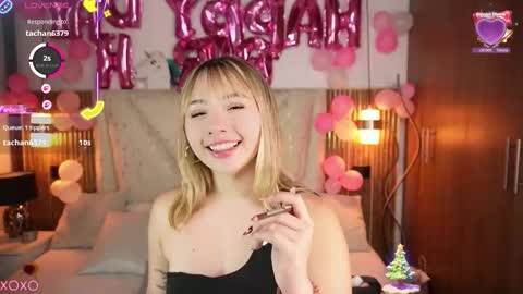 jullianapriv_ online show from January 6, 2026, 2:21 pm