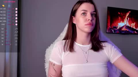 Julia online show from February 20, 2025, 1:30 pm