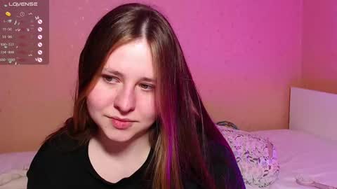 Snapshot of jully_rox chatting on March 3, 2025, 9:15 pm Jully online show from March 3, 2025, 9:15 pm