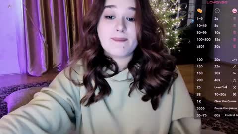 Julie online show from January 15, 2025, 11:10 am