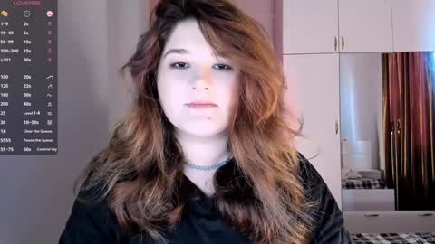 Julie online show from January 31, 2025, 11:46 am