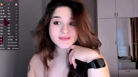 Julie online show from February 25, 2025, 12:13 pm