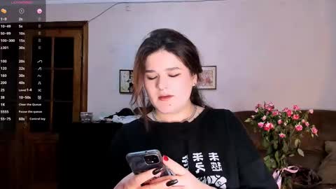 Julie online show from March 12, 2025, 2:23 pm