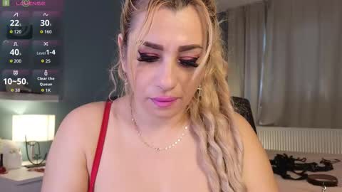 Snapshot of julya_parker chatting on October 10, 2025, 6:56 am Julya Mistress online show from October 10, 2025, 6:56 am