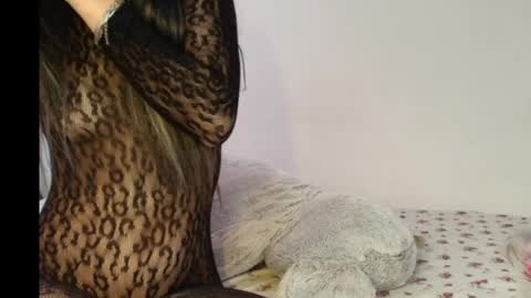 Julyana online show from April 6, 2026, 11:00 am