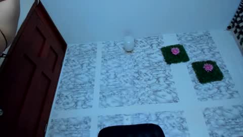 juliana online show from March 18, 2026, 12:03 am