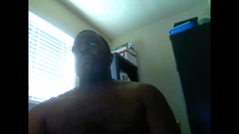 Snapshot of junbug8812 chatting on March 20, 2026, 3:39 pm junbug8812 online show from March 20, 2026, 3:39 pm