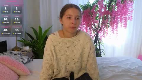 Snapshot of junebarton chatting on October 7, 2025, 8:11 am Kate online show from October 7, 2025, 8:11 am