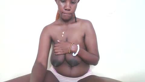 queen online show from March 20, 2026, 6:40 am