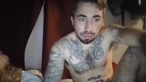 juneswallows online show from November 10, 2025, 11:31 am