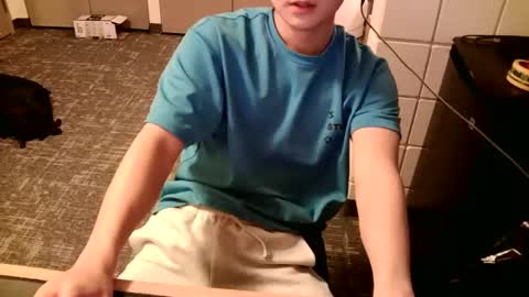 Snapshot of jung63455 chatting on February 16, 2025, 5:37 am jung63455 online show from February 16, 2025, 5:37 am