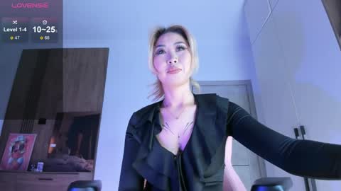  Jung so online show from May 11, 2026, 9:23 pm