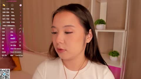 Bella online show from December 16, 2025, 4:17 am