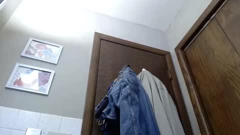 Snapshot of junk_yard_dog chatting on January 12, 2025, 4:29 pm Dave online show from January 12, 2025, 4:29 pm