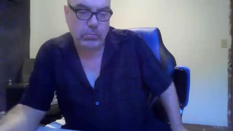 junkhp1 online show from June 3, 2026, 11:24 am