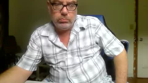 junkhp1 online show from June 3, 2026, 6:35 pm